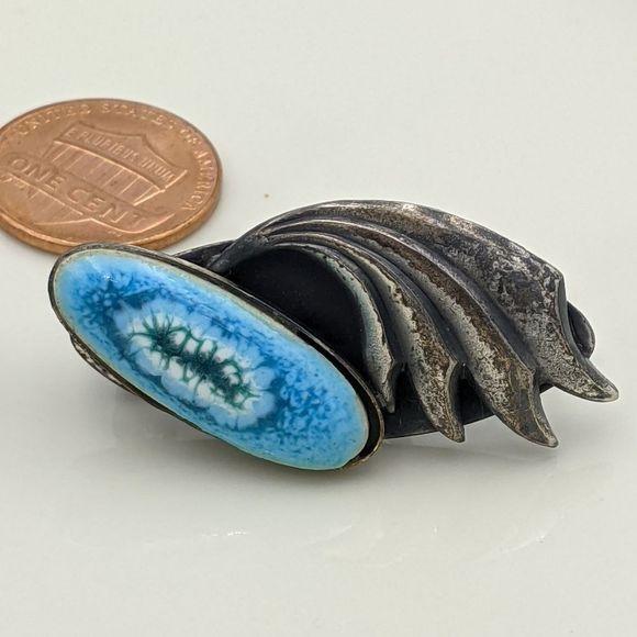 Vintage Blue Green Dark Silver Wing Clip Earrings - Picture 5 of 10